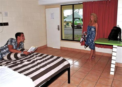 Nomads Airlie Beach - Holiday Adelaide 5