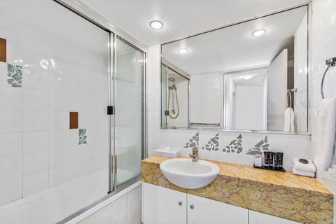 Mantra Mooloolaba Beach - Holiday Adelaide 31