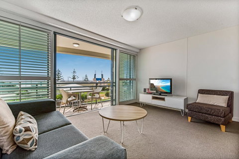 Mantra Mooloolaba Beach - Holiday Adelaide 7
