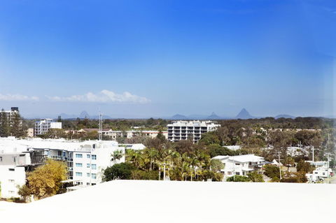 Ocean Views Resort Caloundra - Holiday Adelaide 7