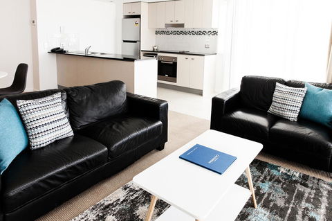 Ocean Views Resort Caloundra - Holiday Adelaide 39