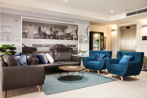 Ocean Views Resort Caloundra - Holiday Adelaide 2