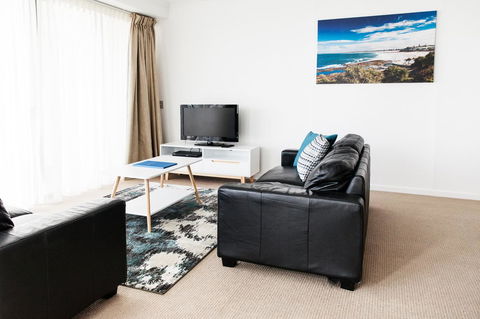 Ocean Views Resort Caloundra - Holiday Adelaide 40