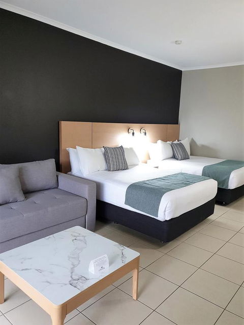 Hotel Grand Chancellor Palm Cove - Holiday Adelaide 14