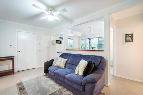 Airlie Beach Eco Cabins - Adults Only - Holiday Adelaide 38