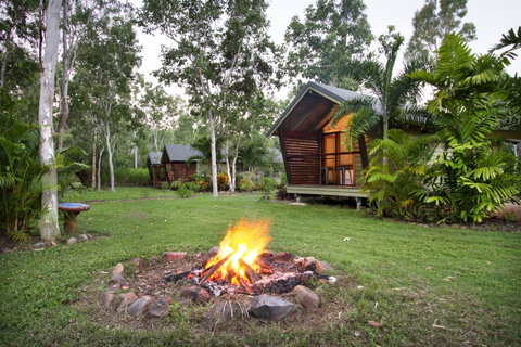 Airlie Beach Eco Cabins - Adults Only - Holiday Adelaide 1