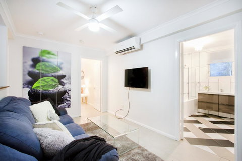 Airlie Beach Eco Cabins - Adults Only - Holiday Adelaide 41