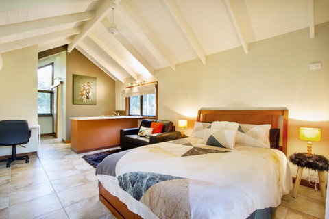 Airlie Beach Eco Cabins - Adults Only - Holiday Adelaide 29