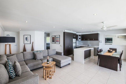 Noosa Harbour Resort - Holiday Adelaide 32