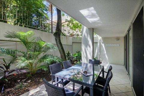 Noosa Harbour Resort - Holiday Adelaide 27