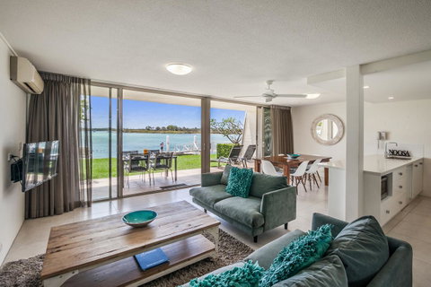 Noosa Harbour Resort - Holiday Adelaide 21
