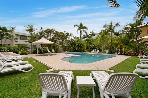 Noosa Harbour Resort - Holiday Adelaide 1