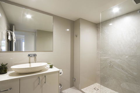 Noosa Hill Resort - Holiday Adelaide 5