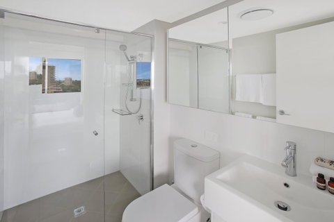 Direct Collective - Sea Breeze Mooloolaba - Holiday Adelaide 10