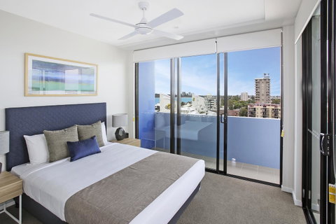 Direct Collective - Sea Breeze Mooloolaba - Holiday Adelaide 3