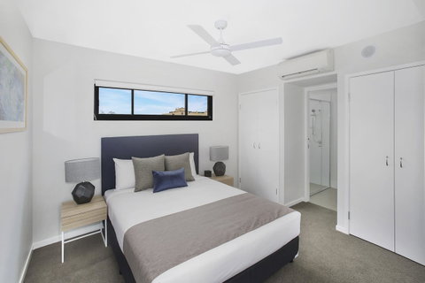 Direct Collective - Sea Breeze Mooloolaba - Holiday Adelaide 12