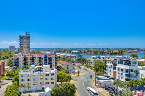 Direct Collective - Sea Breeze Mooloolaba - Holiday Adelaide 13