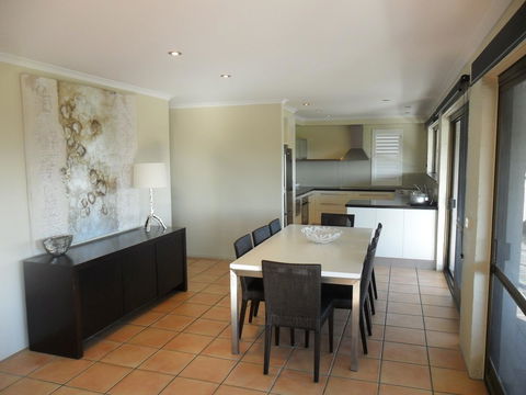 Myuna Holiday Apartments - Holiday Adelaide 14