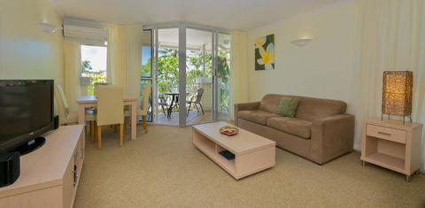 On The Beach Apartments - Holiday Adelaide 17