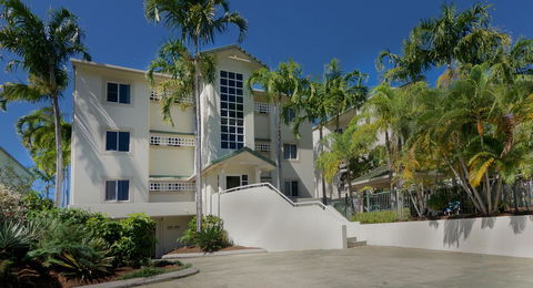 On The Beach Apartments - Holiday Adelaide 1