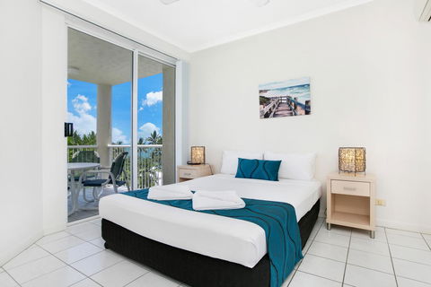On The Beach Apartments - Holiday Adelaide 22