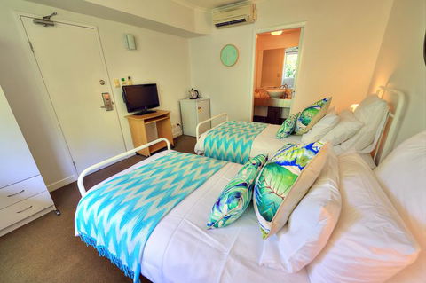 Mango Lagoon Sunbird Retreat - Holiday Adelaide 17