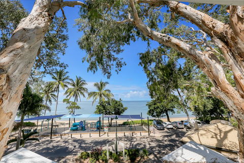 Paradise On The Beach Resort - Holiday Adelaide 11