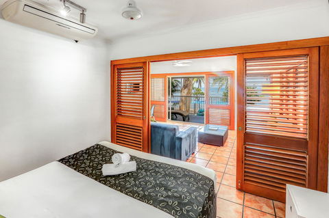 Paradise On The Beach Resort - Holiday Adelaide 10