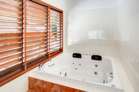 Paradise On The Beach Resort - Holiday Adelaide 9