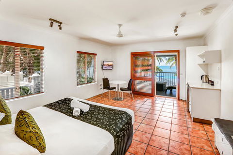 Paradise On The Beach Resort - Holiday Adelaide 16