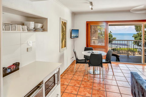 Paradise On The Beach Resort - Holiday Adelaide 13