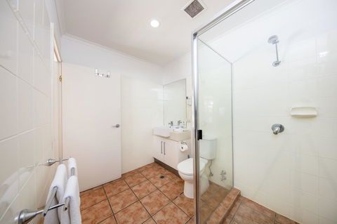 Paradise On The Beach Resort - Holiday Adelaide 18
