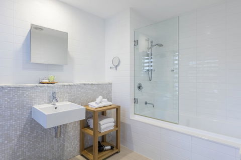 RACV Noosa Resort - Holiday Adelaide 8