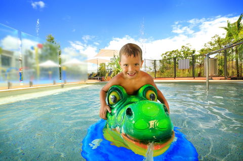 RACV Noosa Resort - Holiday Adelaide 10
