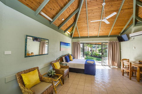 Island Leisure Resort - Holiday Adelaide 1