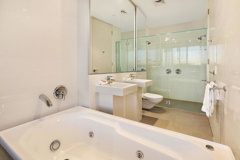 The Rise Noosa - Holiday Adelaide 11