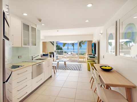Netanya Noosa Beachfront Resort - Holiday Adelaide 22