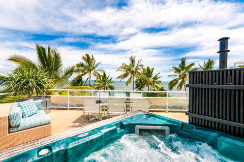 Netanya Noosa Beachfront Resort - Holiday Adelaide 23