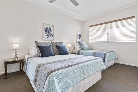 Riverside - Holiday Adelaide 17