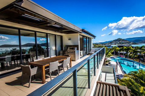 Mirage Whitsundays - Holiday Adelaide 18