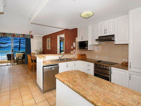 Coolum Caprice - Holiday Adelaide 30