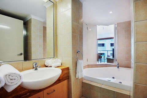 Rolling Surf Resort - Holiday Adelaide 8