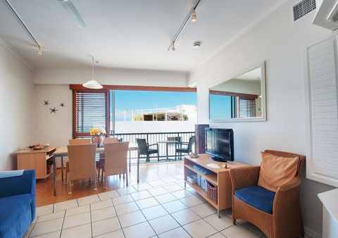 Rolling Surf Resort - Holiday Adelaide 38