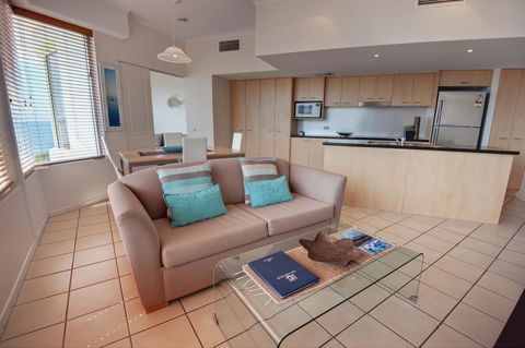 Rolling Surf Resort - Holiday Adelaide 5