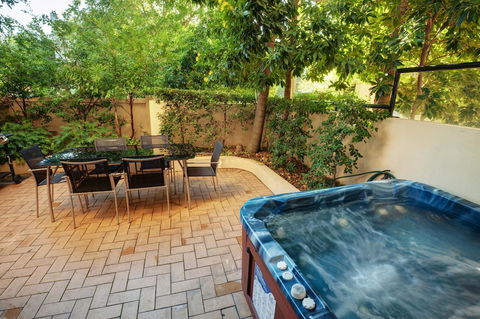 Nautilus Resort Mooloolaba - Holiday Adelaide 5