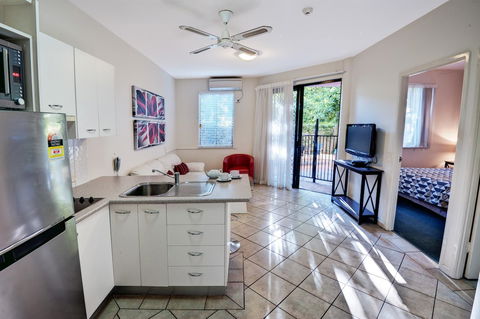 Nautilus Resort Mooloolaba - Holiday Adelaide 37