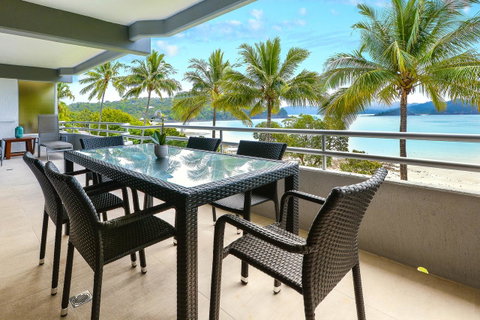 Frangipani 104 - Hamilton Island - Holiday Adelaide 0