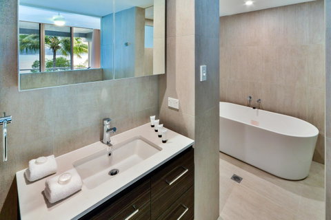 Frangipani 104 - Hamilton Island - Holiday Adelaide 10