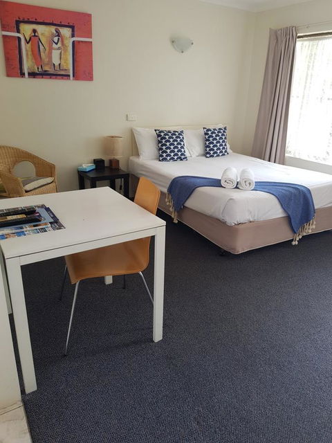 Twin Pines Motel - Holiday Adelaide 16