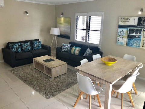 Bella Casa Noosa - Holiday Adelaide 17
